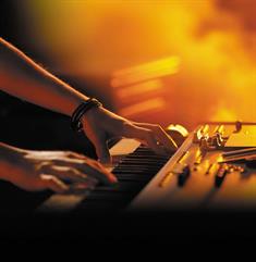 Hammond XK-4 drawbar orgel on-stage