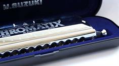 Suzuki SCX-56c V2 kromatisk mundharmonika - 14 huls med hardcase