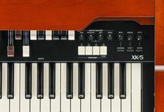 Hammond keyboard XK-5 right